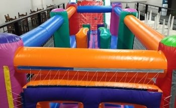 La Terraza pilar. Salon de eventos / Padel .